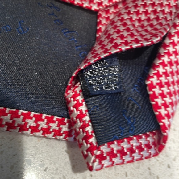 Paul Fredrick Red and White x pattern Tie - Picture 3 of 4